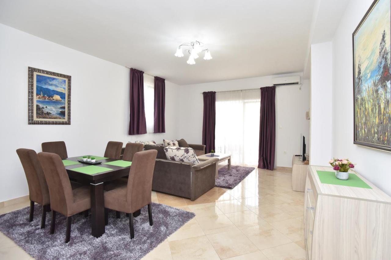 Hotel Suzana Budva Bagian luar foto