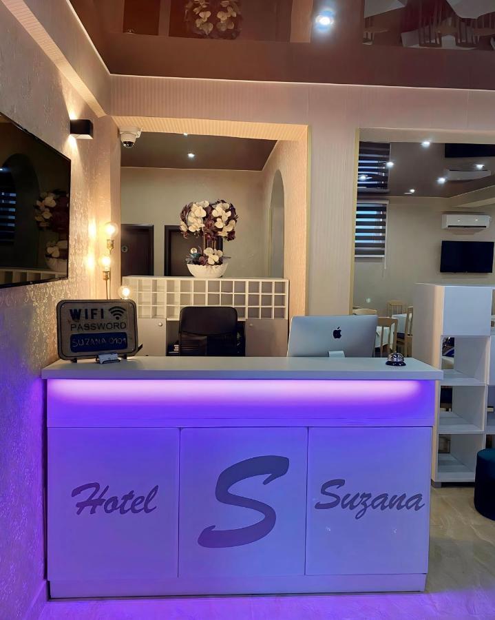 Hotel Suzana Budva Bagian luar foto