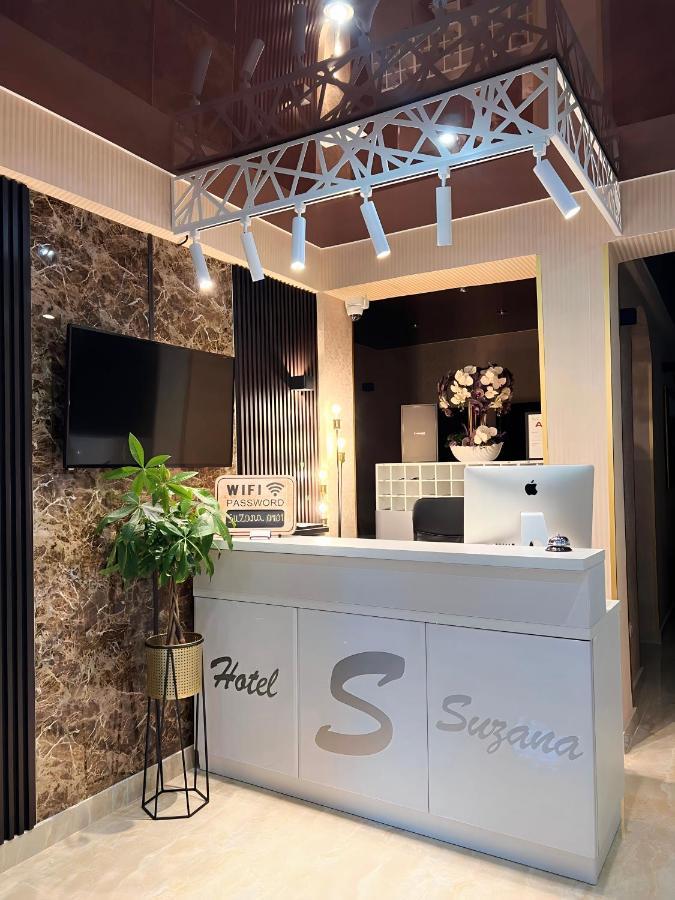 Hotel Suzana Budva Bagian luar foto